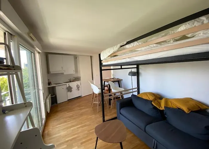 Beau Studio Spacieux Et Calme Dans Residence De Standing